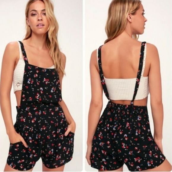 Free People Pants - Free People Sweet In The Street Overall Short Floral Romper Self tie strap Sz XS